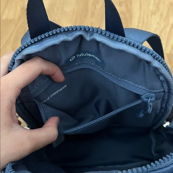 LULULEMON SMALL BACKPACK - Picture 6 of 7